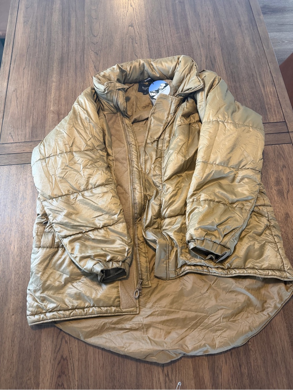 Men's Lightweight Puffer Jacket - Beyond Brand